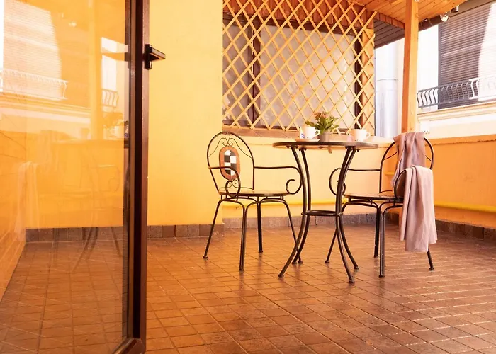 One Love Terrace Apartment